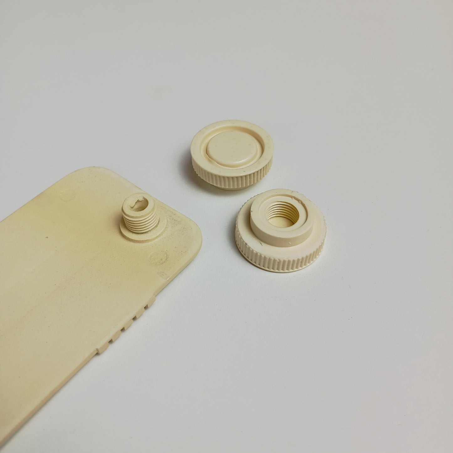 Abdeckblende für Radioschacht Wartburg 311/312/313